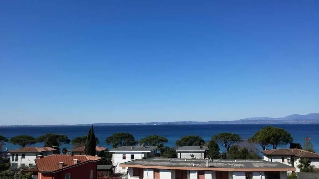 Residence Florida B03 A 200M Dal Lungolago Lazise İtalya